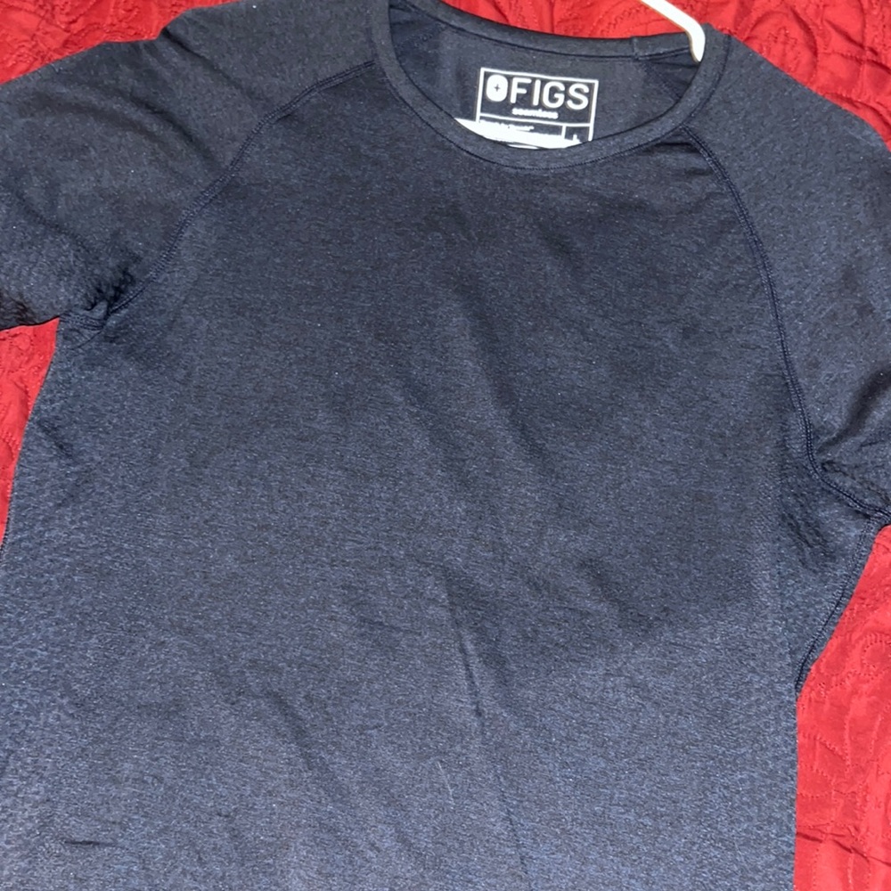 Like New FIGS Salta in sz Large color Heathered Dark Harbor